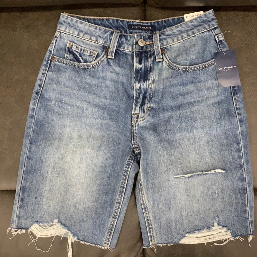 NWT lucky brand Bermuda shorts